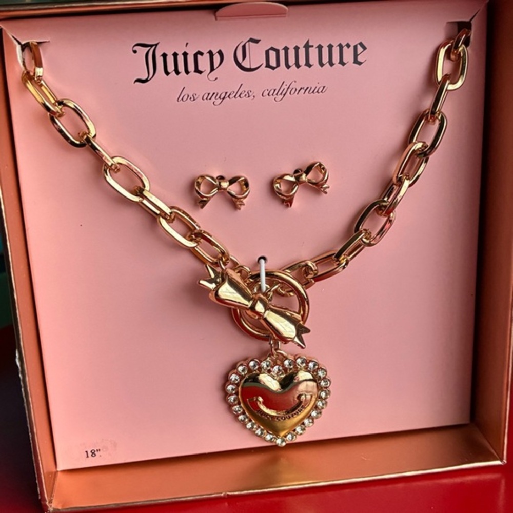Juicy Couture Gold Heart Necklace with Bow Accents - Picture 1 of 11
